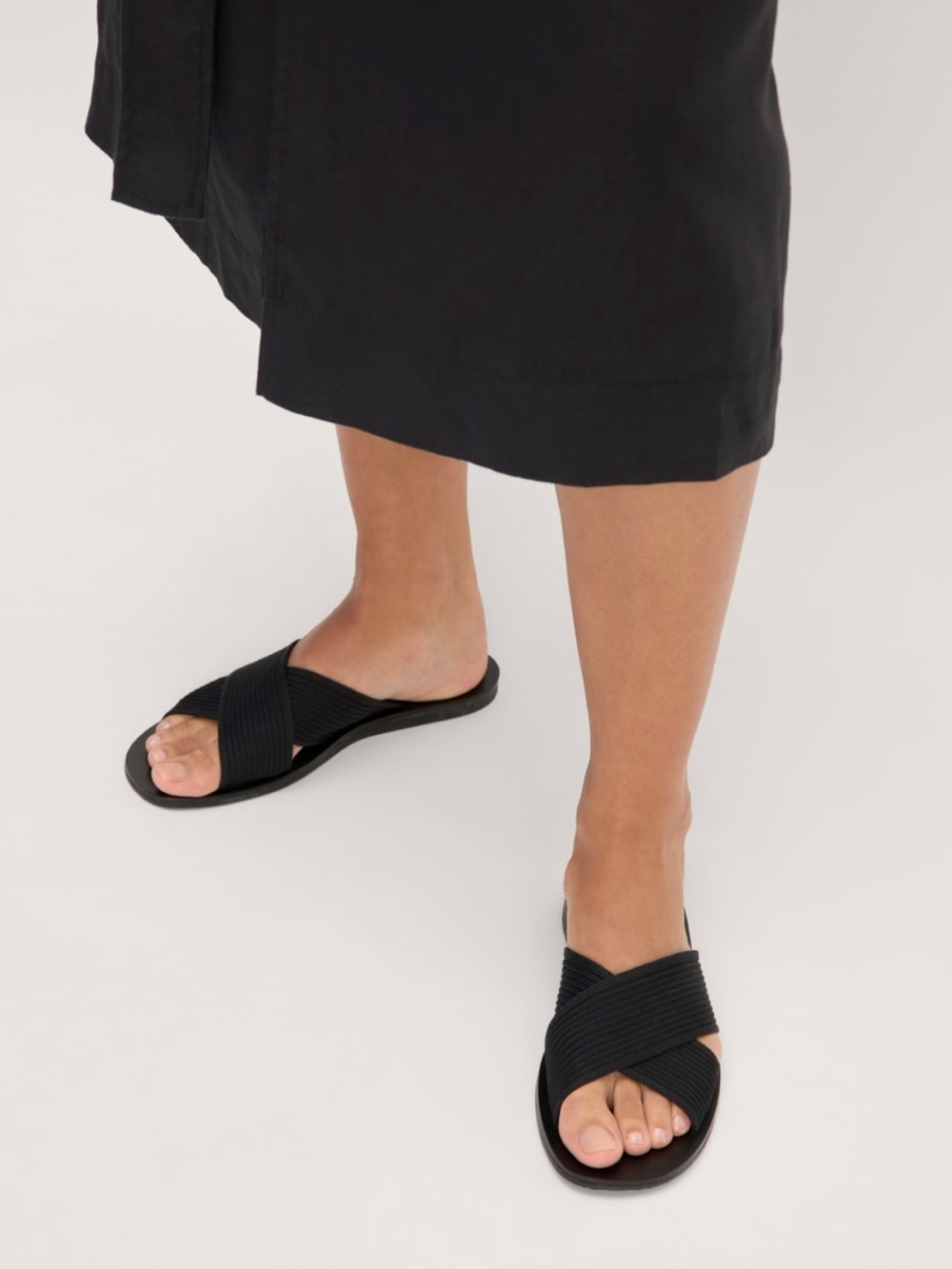 Everlane Shoes 9 Day Crossover Sandal Black